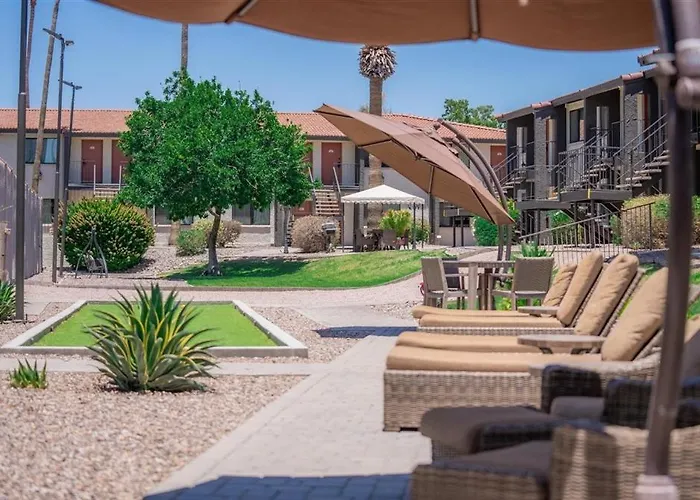 217 Fully Furnished 1br Suite-outdoor Pool Apartament Scottsdale